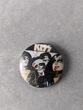 Vintage 80s Kiss Pin BADGE  picture