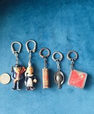 lot of 5 vintage Keyrings french figurine Keychain picture