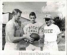 1965 Press Photo Rice University football player Murphy Davis gets coaching help picture