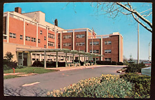 Vintage Postcard 1972 Warren Hospital, Phillipsburg, New Jersey (NJ) picture