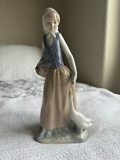 VINTAGE LLADRO NAO GIRL FEEDING GOOSE - EXCELLENT CONDITION picture