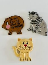 Lot of 3 Vintage Animal Refrigerator Magnets Pigs And Cat Farmhouse Myrtle Wood picture