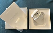 Apple AirPods 2nd Generation Airpods Bluetooth Earbuds Earphone & Charging Case picture