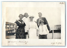 1914 Family Talking Photo at Asbury Park New Jersey NJ Antique Photo picture