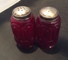 VINTAGE RED MOON & STARS GLASS SALT & PEPPER SHAKERS picture