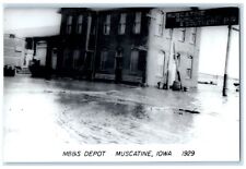 c1929 Muscatine Iowa IA Vintage Railroad Train Depot Station RPPC Photo Postcard picture