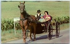 Postcard - An Amish Family - Pennsylvania Dutch Country picture