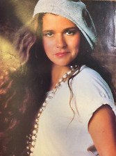 1985 Country Singer Nicolette Larson picture