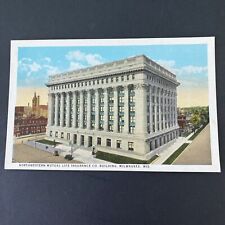 Postcard Northwestern Mutual Life Insurance Co., Building, Milwaukee, Wisconsin picture