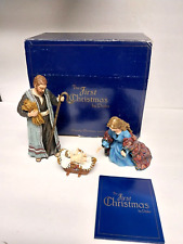 Pipka  First Christmas  The holy family set  in  Box  First edition NICE 2000 picture
