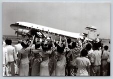 JAL Japan Philippine Airlines, DC-3 4x6 Stewerdess Flight Attendants Postcard picture