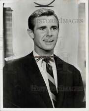 1961 Press Photo John Lupton, actor - lra81908 picture
