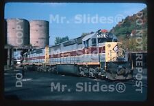 Original Slide EL Erie Lackawanna SD45-2 3675 & SDP45 Port Jervis NY 1975 picture
