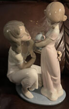 Lladro 5989 A Mother's Touch Retired Mint Condition No Box Rare Hard to Find picture