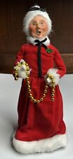 Byers Choice 13” Mrs. Claus Holding String of Gold Beads picture