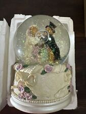 AVON Gift Collection Bride & Groom Snowglobe-NIB picture