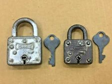 ANTIQUE OLD 2 PC. UNIQUE SHAPE MASTER MILWAUKEE PADLOCK WITH KEY MADE IN U.S.A picture
