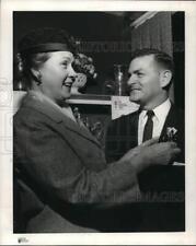 1964 Press Photo Ralph McDonald with Mrs. Benjamin Williams in Houston picture