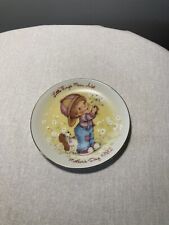 1982 Avon Mother’s Day Plate picture