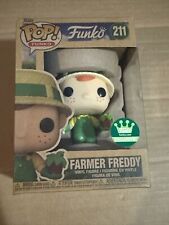 Funko POP Farmer Freddy #211 Funko Exclusive Earth Day Minor Box Wear picture