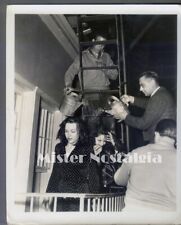 Joan Woodbury Jinx Falkenburg soaked water Columbia Studios vintage 1942 photo picture