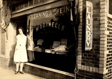 C.1920 MCDONNEL'S IRISH DRY CLEANING DYEING LAUNDRY BESTWON SHIRTS HATS PHOTO F2 picture
