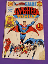 GIANT SUPER-TEAM FAMILY #1 picture