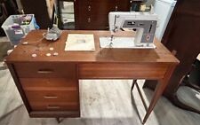 VIntage 1966 SInger 600 Sewing maching with Table picture