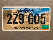 SOUTH DAKOTA LICENSE PLATE MOUNT RUSHMORE RANDOM LETTERS/NUMBERS NICE picture