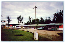 c1950's Rainbow Motel Fort Frances Ontario Canada Vintage Unposted Postcard picture