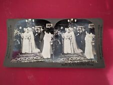 Antique Photo 2 Women Kissing Wedding Stereo View picture