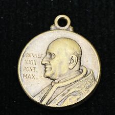 VTG‼ Pope Joannes XXII Pont Max Christian Gold Tone Medal Pendant • VGUC‼ picture