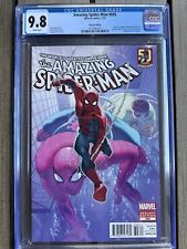 The Amazing Spider-Man #698 CGC 9.8 🔥White Pages🔥 Variant Cover Marvel 01/2013 picture