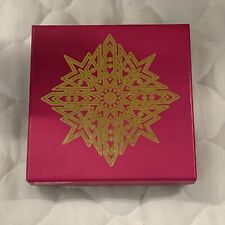 2018 MMA Met Museum of Art star ornament New York picture