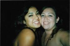 FOUND PHOTO Color PRETTY YOUNG WOMEN Snapshot LATINAS Vintage  21 47  picture