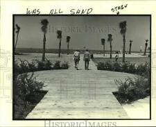 1986 Press Photo Boardwalk at Pontchartrain Beach in New Orleans - noc39513 picture