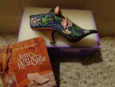 JUST THE RIGHT SHOE - BY RAINE WILLITTS - VERSAILLES - #25021 - NICE LOOKING picture