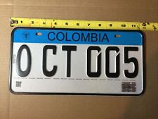 SINGLE COLOMBIA, SOUTH AMERICA LICENSE PLATE - OCT 005 EXCELLENT CONDITION *RARE picture