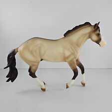 Breyer Spokes And Spurs 2024 Ozark Special Run Loping Quarter Horse picture