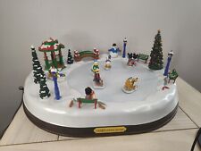 1996 Mr. Christmas Mickeys Holiday Skaters Skating Rink Village Complete Tested picture