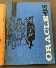 1965 ORACLE ADELPHI UNIV GARDEN CITY NEW YORK YEARBOOK W/JERSEY PATCH D 71821 picture
