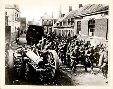 LG42 2nd Gen Photo 1916 WWI FRENCH TROOPS MARCH TO FRONT LINES LARGE BRITISH GUN picture