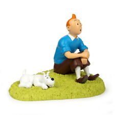 Collectible figurine Tintin and Snowy sitting in the grass (47001) picture