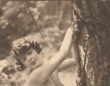 French Woman, Full Au Naturel Outdoors - Vintage Photo Postcard - P.C. Paris picture