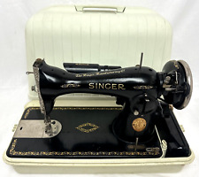 Vintage Singer Sewing Machine MODEL 15-90 1940s Heavy Duty + Case *See Video* picture