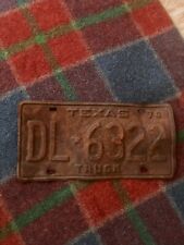 VINTAGE  1974 TEXAS TRUCK LICENSE PLATE ONE ONLY DL-6322 BENT AND RUSTY picture