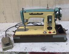 vintage sewing machine picture