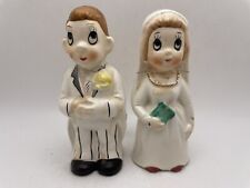 Turn about couple Salt and Pepper Shakers G 99 picture