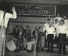 1985 Press Photo San Antonio, Texas, 25th Annual Fun-Tier Nites Event Performers picture