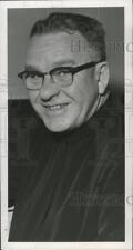 1960 Press Photo Rev.Lee of Gonzaga University - spa46927 picture